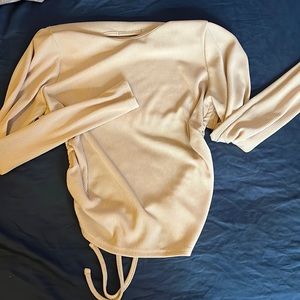 Blackless top